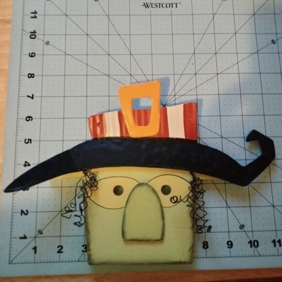 Handcrafted Witch Face Wall Craft Rustic Primitive - Picture 2 of 4